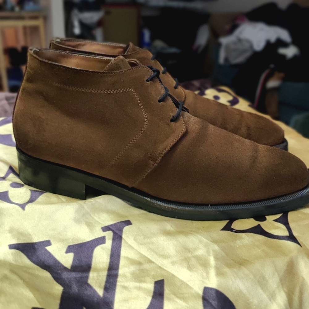 Luigi borrelli suede chukka boots